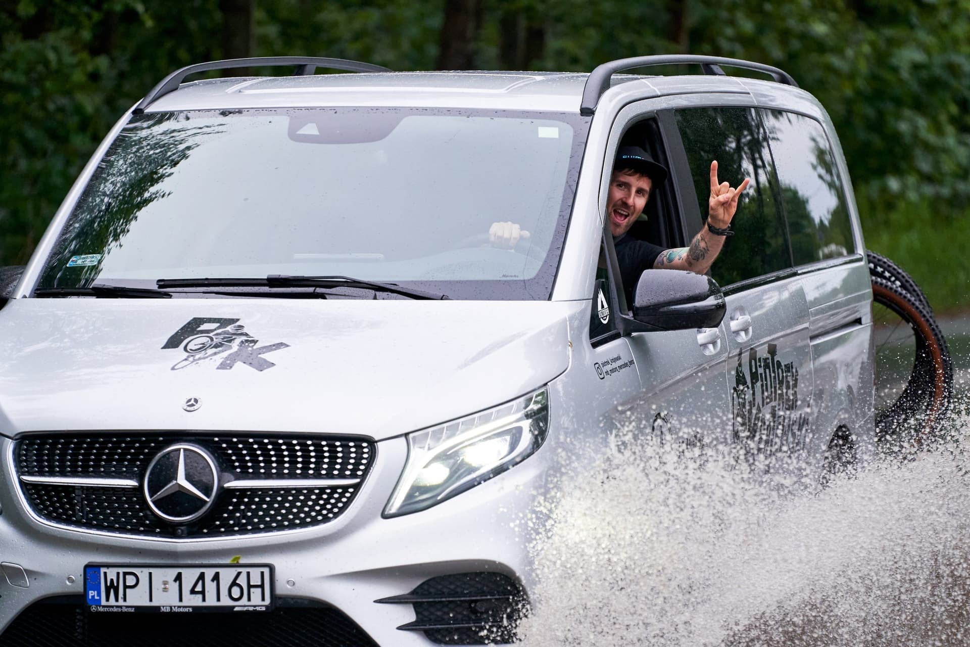 auto_blog_rowerowe-przygody-mb-motors-mateusz-szachowski_6076080a