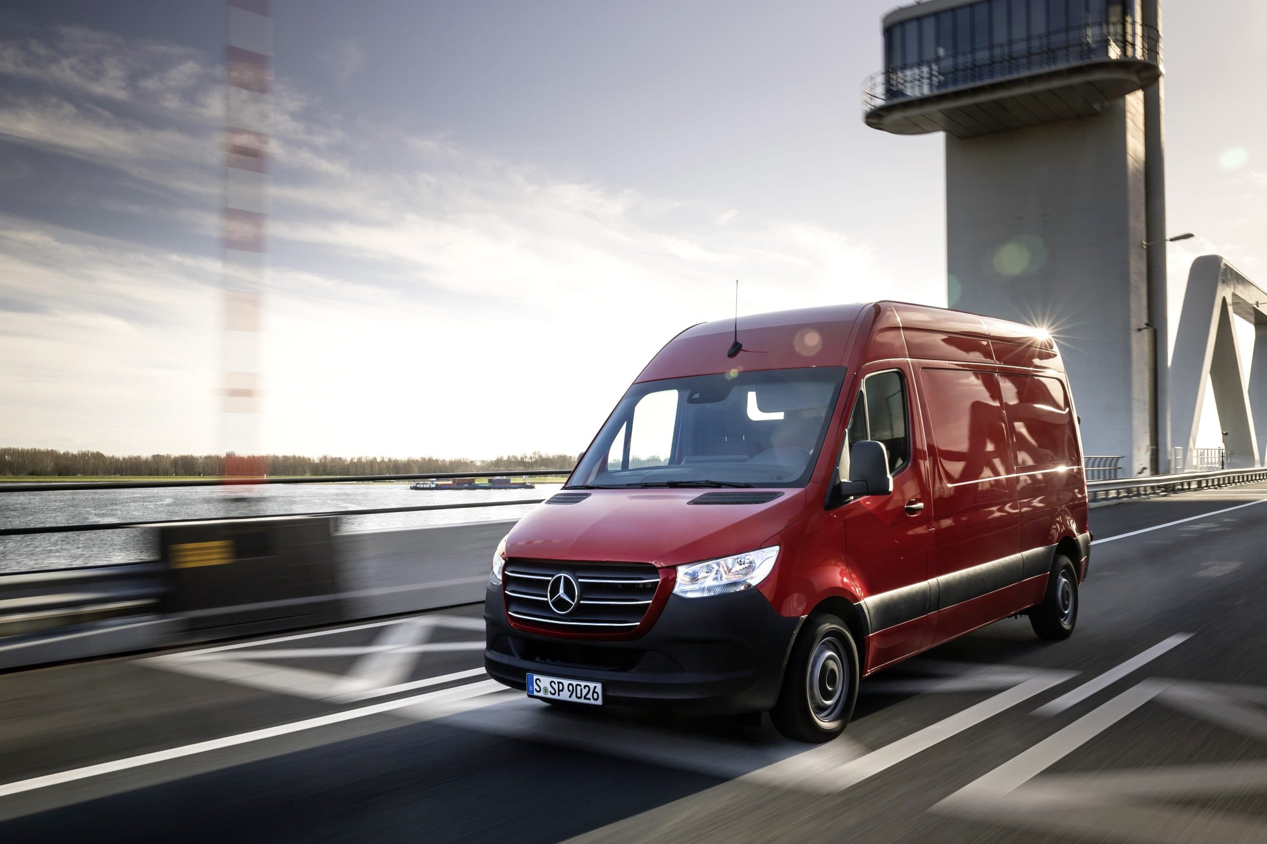 auto_samochody-dostawcze_sprinter-all_f5bcb7df