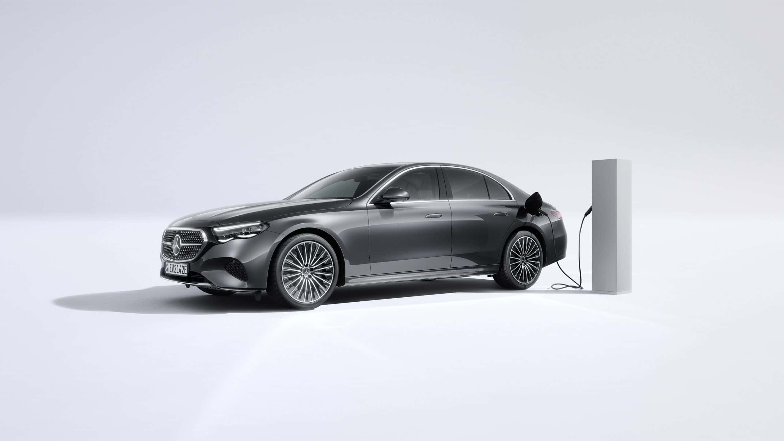 Mercedes hybryda plug-in marki Mercedes