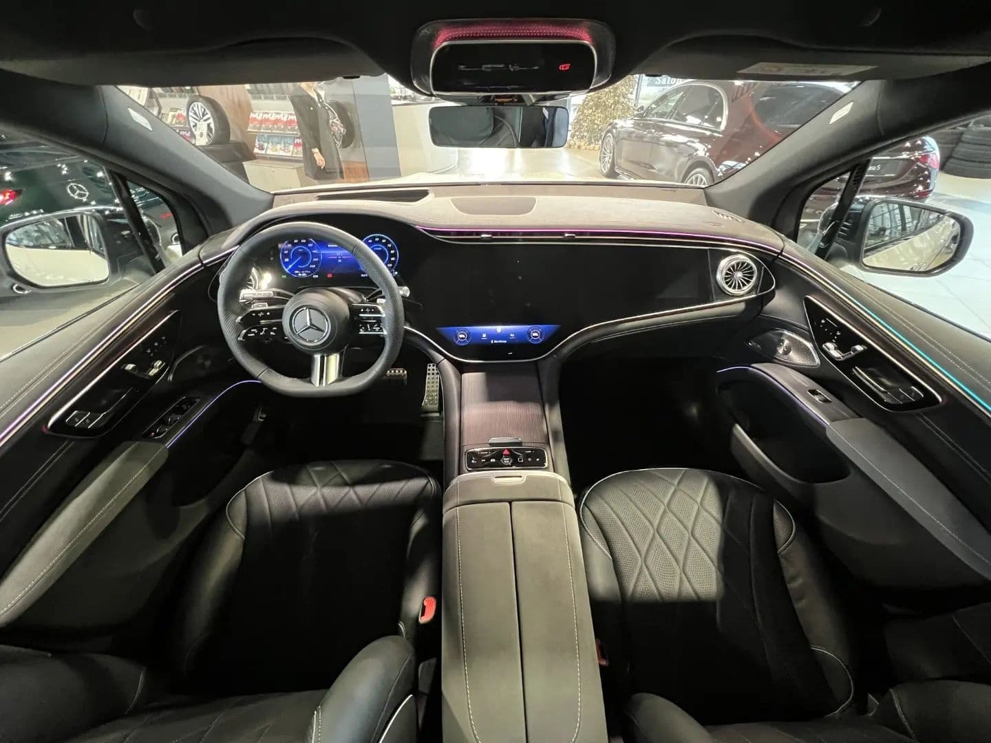 auto_samochody-osobowe_mercedes-eqs-suv_3b2a34e4